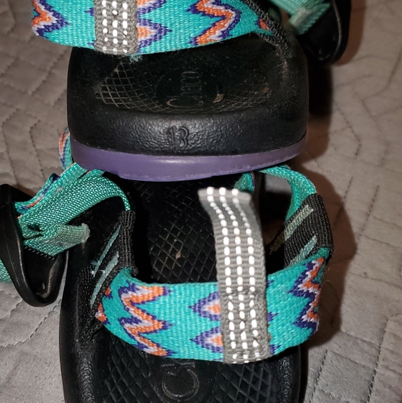 Chaco's, girls 13 - Picture 2 of 3